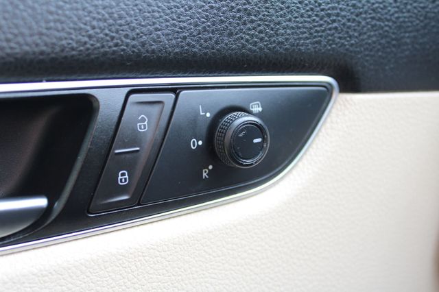 2019 Volkswagen Passat 2.0T Wolfsburg Edition Automatic - 22955318 - 28