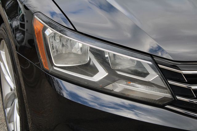 2019 Volkswagen Passat 2.0T Wolfsburg Edition Automatic - 22955318 - 29