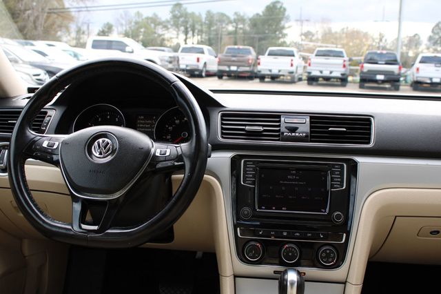 2019 Volkswagen Passat 2.0T Wolfsburg Edition Automatic - 22955318 - 8