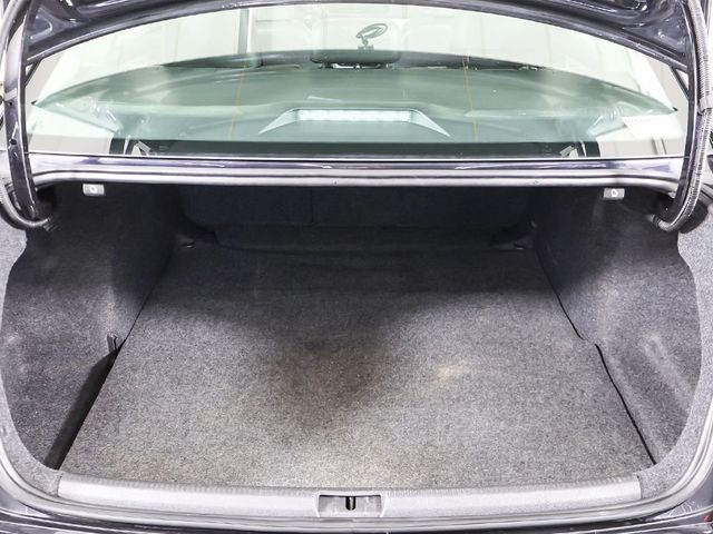 2019 Volkswagen Passat 2.0T Wolfsburg Edition Automatic - 23035725 - 18