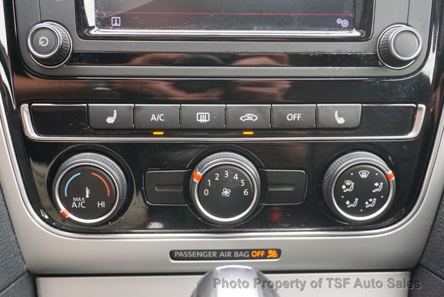2019 Volkswagen Passat 2.0T Wolfsburg Edition Automatic CARPLAY REAR CAMERA HOT SEATS - 23042707 - 18