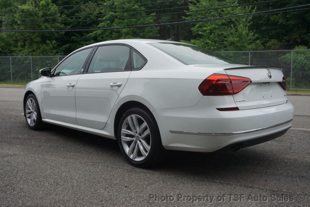 2019 Volkswagen Passat 2.0T Wolfsburg Edition Automatic CARPLAY REAR CAMERA HOT SEATS - 23042707 - 4