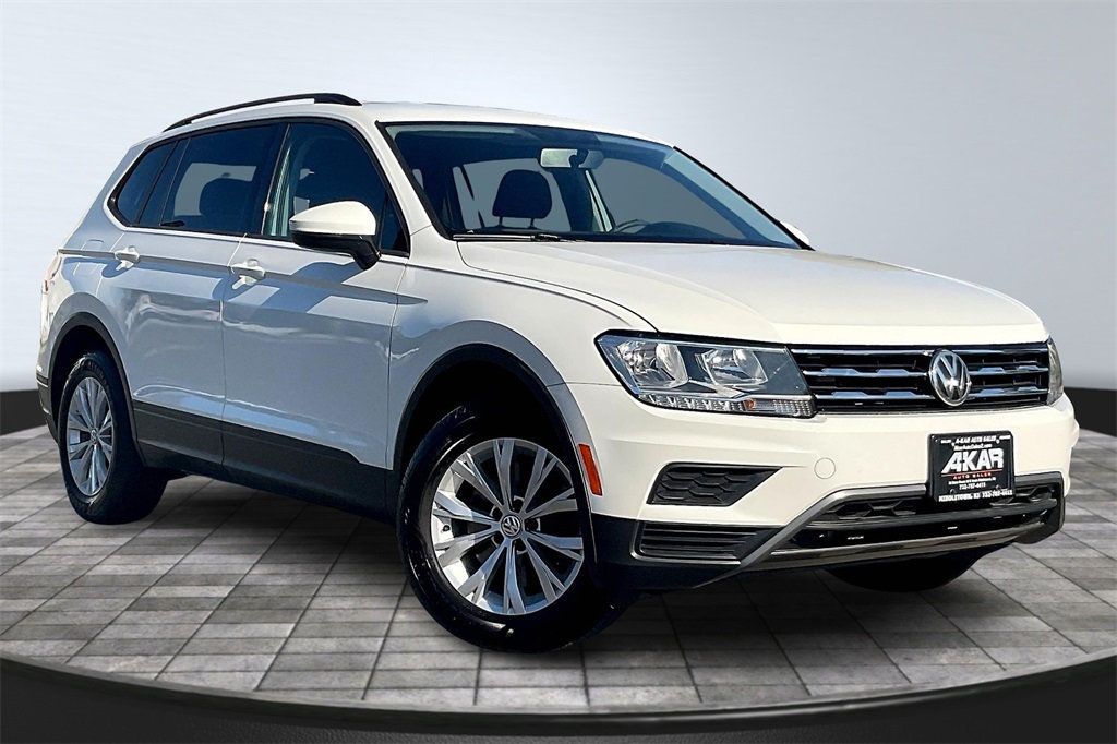 2019 Volkswagen Tiguan S photo 3