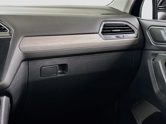 2019 Volkswagen Tiguan 2.0T SEL - 23099680 - 21