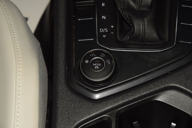 2019 Volkswagen Tiguan 2.0T SEL 4MOTION - 23018893 - 29