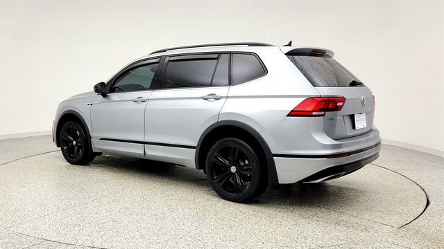 2019 Volkswagen Tiguan 2.0T SEL R-Line Black 4MOTION w/ Heating for Front Seats - 22998932 - 6