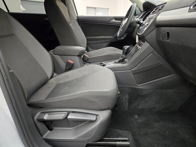 2019 Volkswagen Tiguan 2.0T S FWD - 22967051 - 12