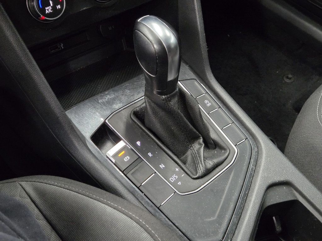 2019 Volkswagen Tiguan 2.0T S FWD - 22967051 - 19