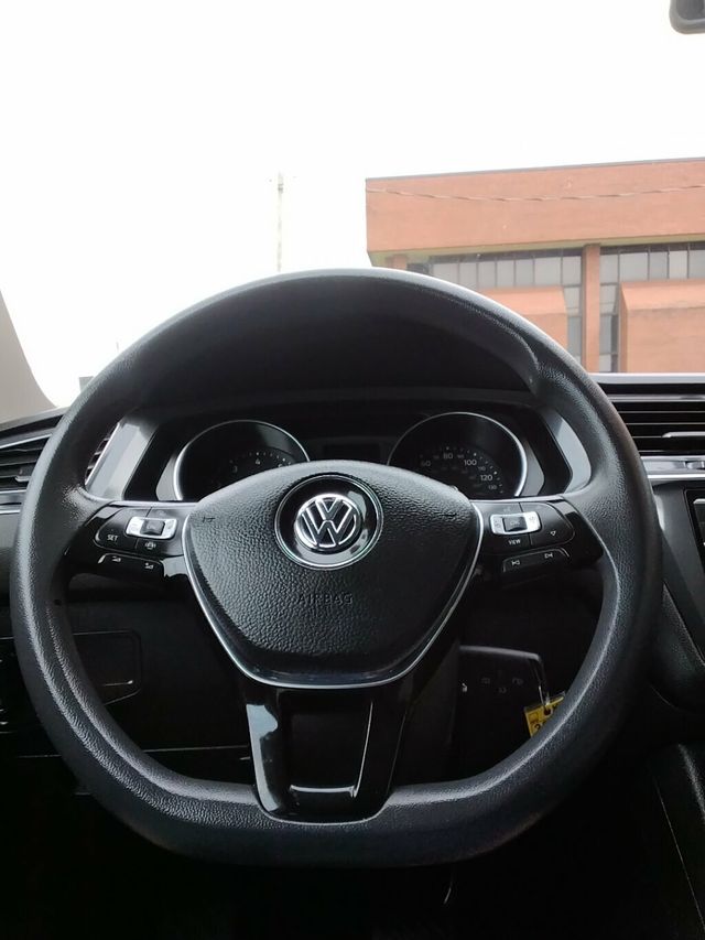 2019 Volkswagen Tiguan 2.0T S FWD - 23093340 - 12