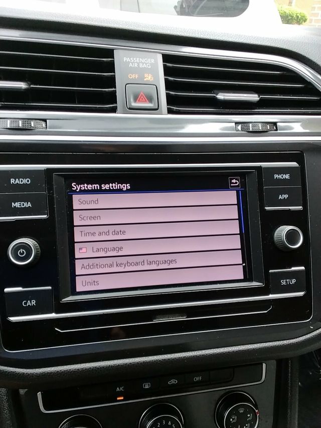 2019 Volkswagen Tiguan 2.0T S FWD - 23093340 - 17