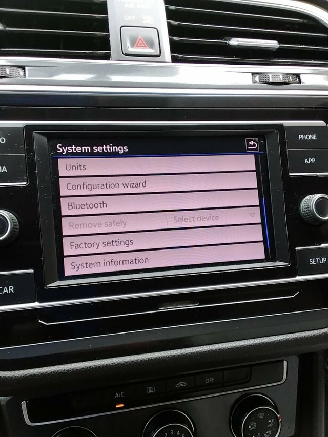 2019 Volkswagen Tiguan 2.0T S FWD - 23093340 - 19