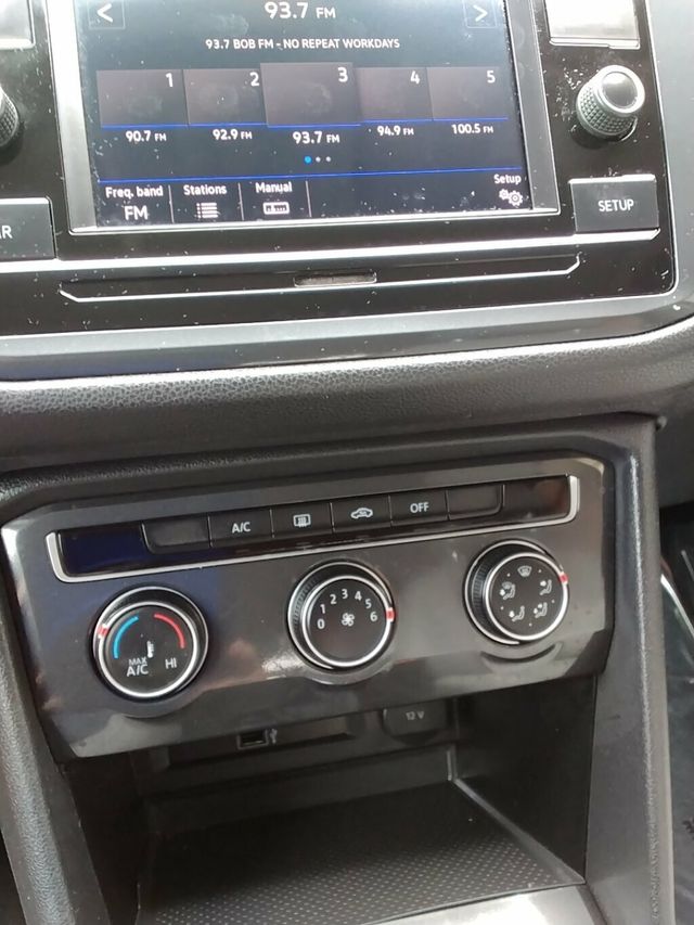 2019 Volkswagen Tiguan 2.0T S FWD - 23093340 - 22