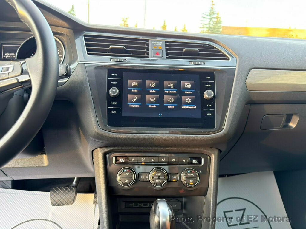 2019 Volkswagen Tiguan ONE OWNER! 79254 KMS!  - 23045277 - 29