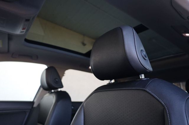 2019 Volkswagen Tiguan SEL - 23081984 - 19