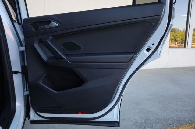 2019 Volkswagen Tiguan SEL - 23081984 - 23