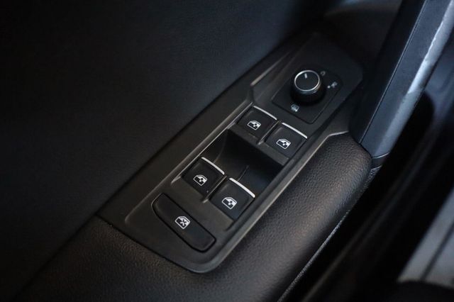 2019 Volkswagen Tiguan SEL - 23081984 - 35