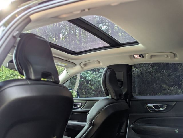 2019 Volvo S60 T5 FWD Inscription - 23072586 - 18