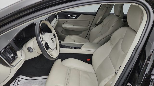 2019 Volvo S60 T5 FWD Inscription w/ Advanced Package & 19'' Wheels - 23087424 - 18