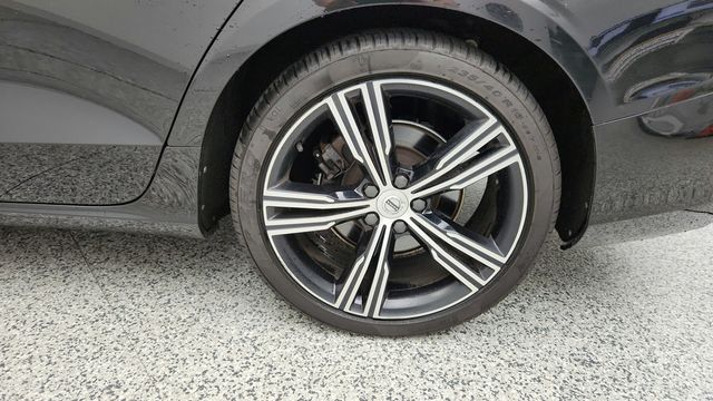 2019 Volvo S60 T5 FWD Inscription w/ Advanced Package & 19'' Wheels - 23087424 - 8