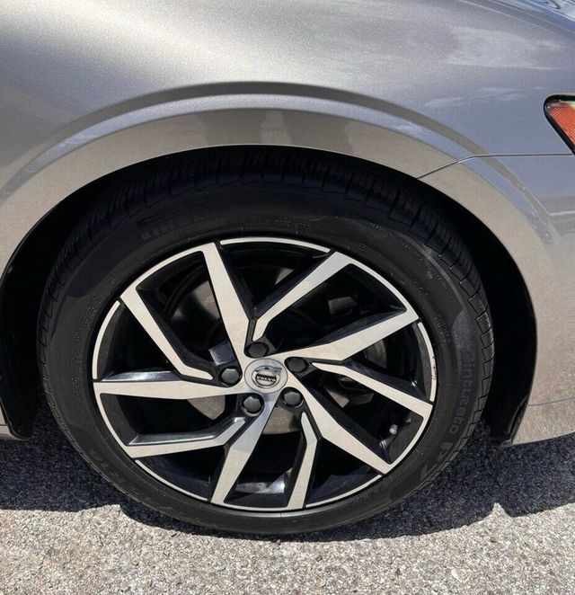 2019 Volvo S60 T5 FWD Momentum - 23043017 - 23