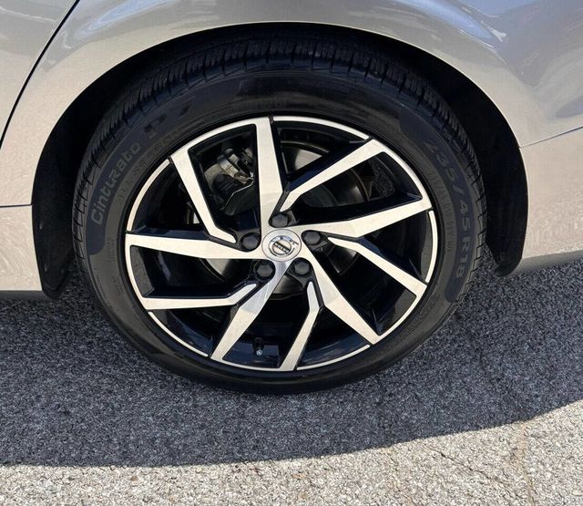 2019 Volvo S60 T5 FWD Momentum - 23043017 - 25