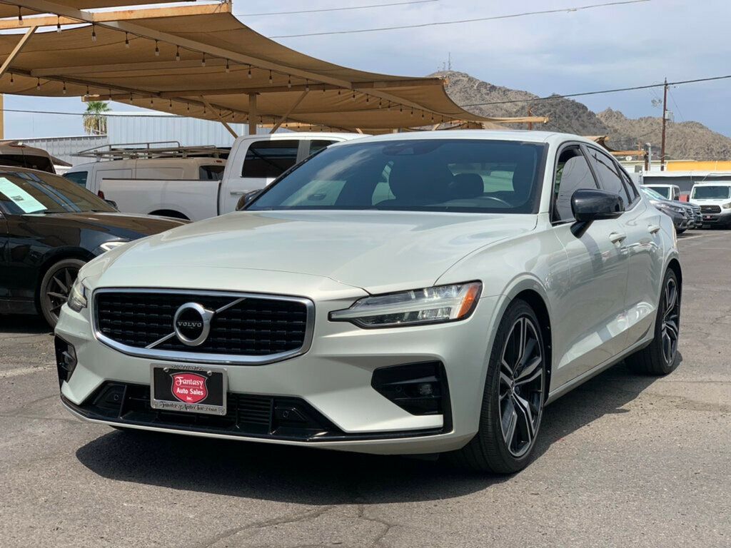 2019 Volvo S60 T5 R-Design photo 11