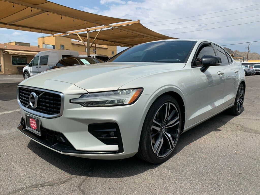 2019 Volvo S60 T5 R-Design photo 12