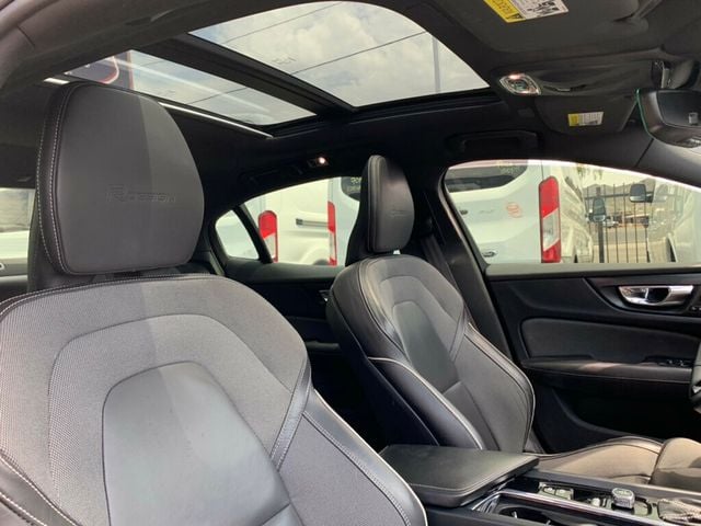 2019 Volvo S60 T5 FWD R-Design - 22905930 - 22