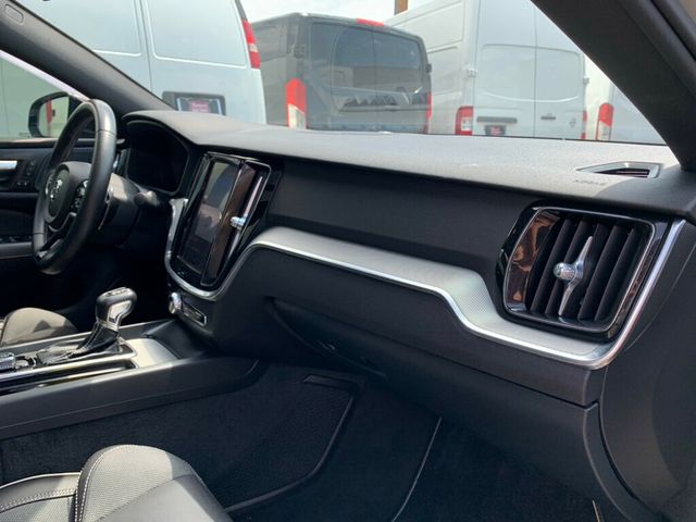 2019 Volvo S60 T5 FWD R-Design - 22905930 - 23