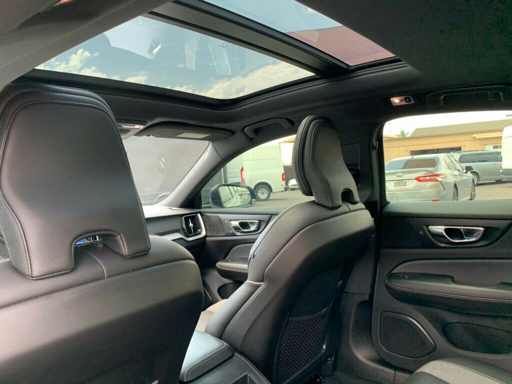 2019 Volvo S60 T5 R-Design photo 30