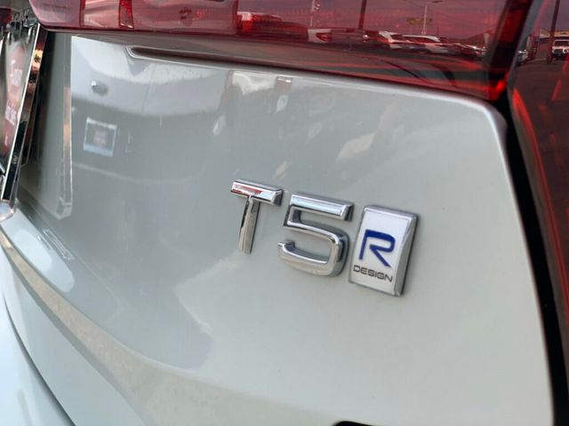 2019 Volvo S60 T5 FWD R-Design - 22905930 - 45