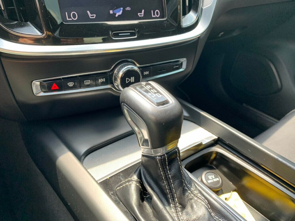 2019 Volvo S60 T5 R-Design photo 52