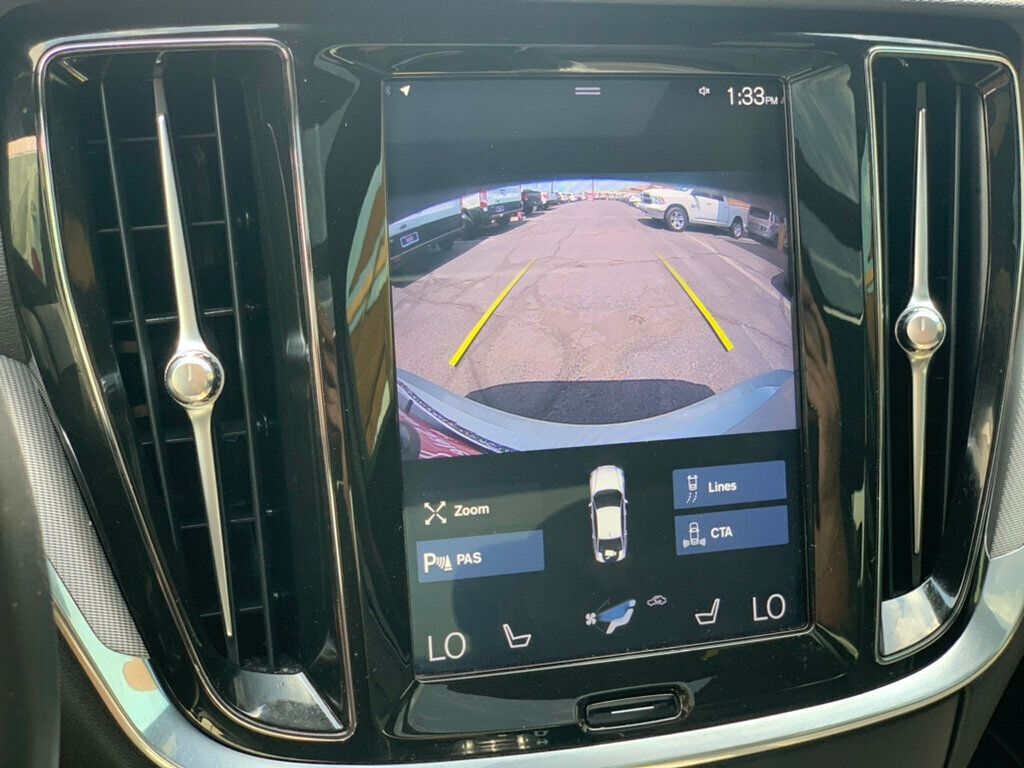 2019 Volvo S60 T5 R-Design photo 6
