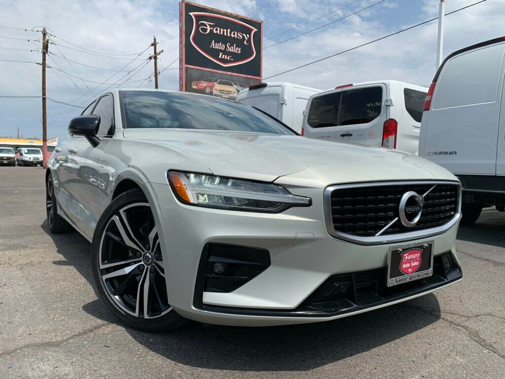 2019 Volvo S60 T5 R-Design photo 9