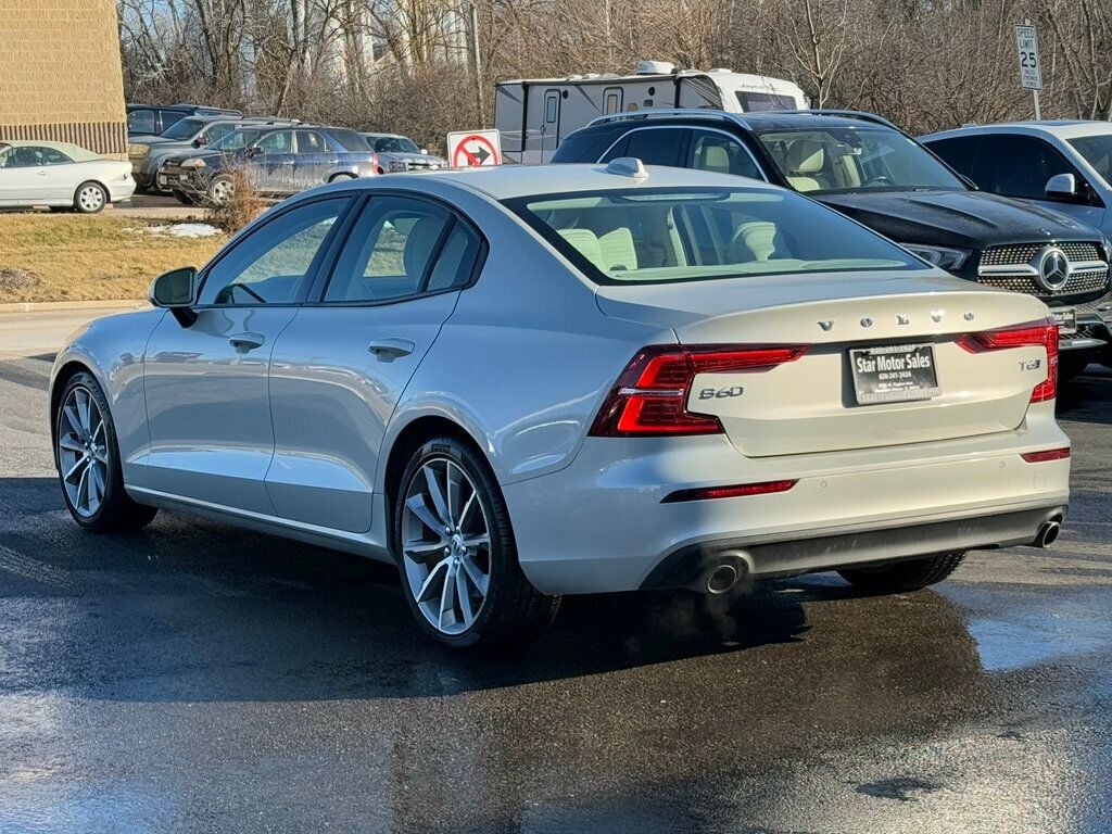 2019 Volvo S60 T6 AWD Momentum - 22749477 - 6