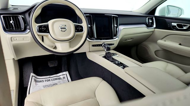 2019 Volvo S60 T6 AWD Momentum with Premium Package & Navigation System - 22965219 - 12