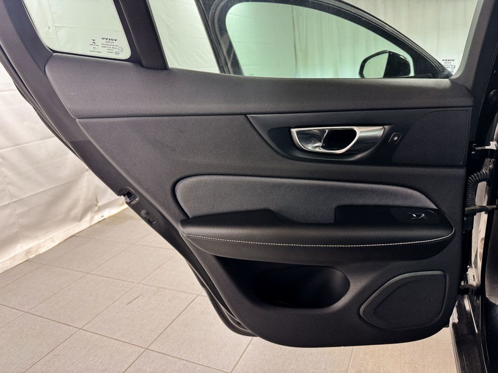 2019 Volvo S60 T6 R-DESIGN AWD - 23051258 - 15