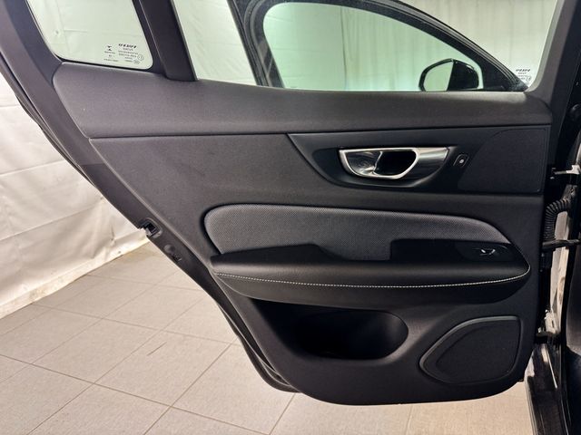 2019 Volvo S60 T6 R-DESIGN AWD - 23051258 - 15