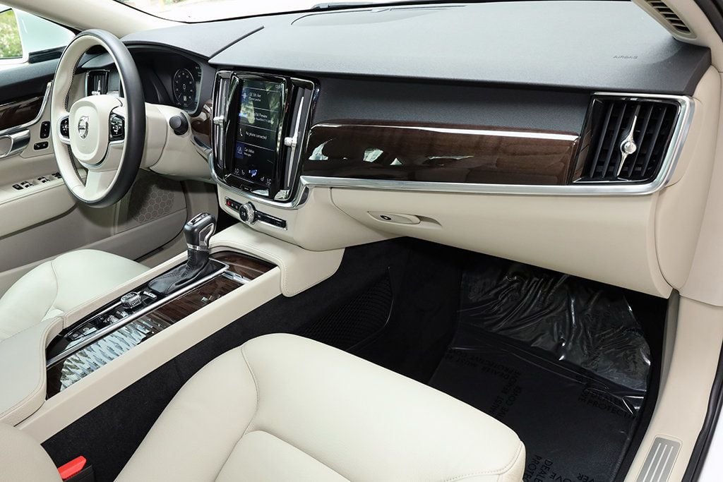 2019 Volvo S90 T5 FWD Momentum - 22972095 - 37