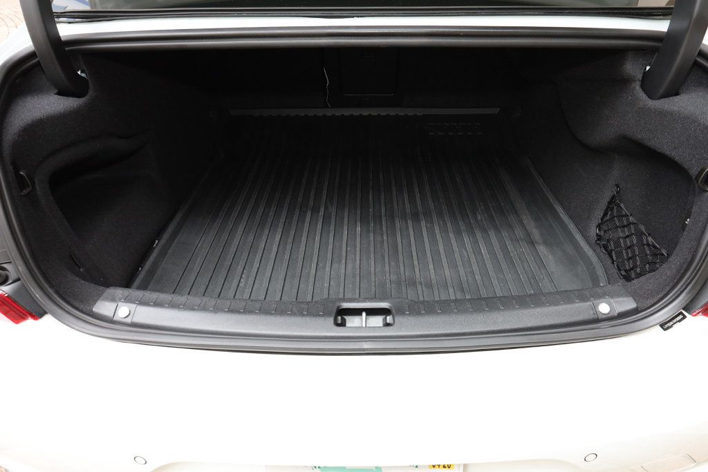 2019 Volvo S90 T5 FWD Momentum - 22972095 - 52