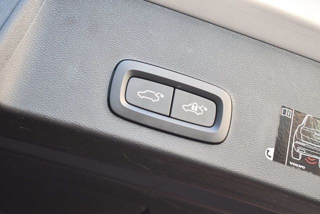 2019 Volvo XC40 T4 FWD Inscription - 23032129 - 10