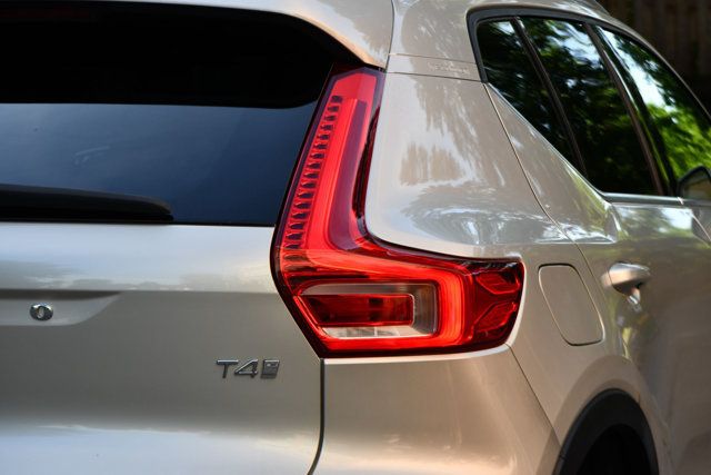 2019 Volvo XC40 T4 FWD Inscription - 23032129 - 14