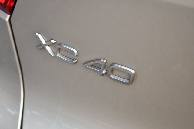 2019 Volvo XC40 T4 FWD Inscription - 23032129 - 6