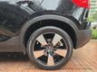 2019 Volvo XC40 T4 FWD Momentum - 23098483 - 25