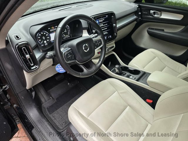 2019 Volvo XC40 T4 FWD Momentum - 23098483 - 32