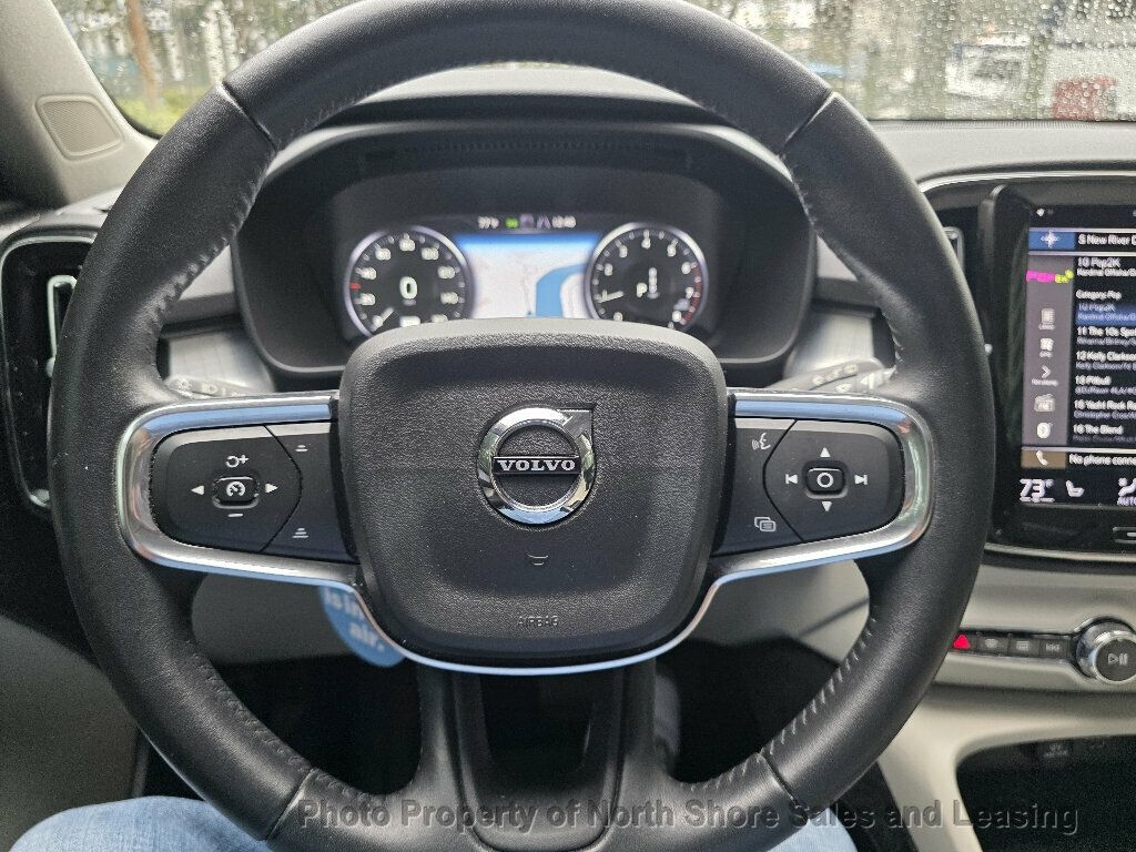 2019 Volvo XC40 T4 FWD Momentum - 23098483 - 38