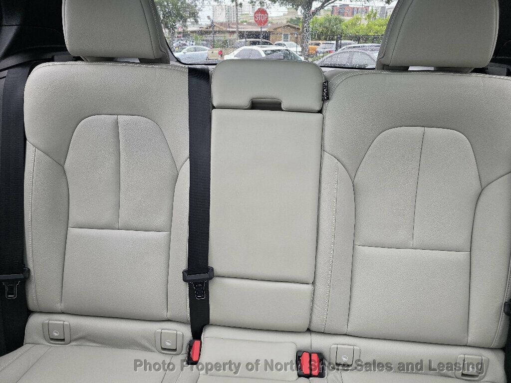 2019 Volvo XC40 T4 FWD Momentum - 23098483 - 46