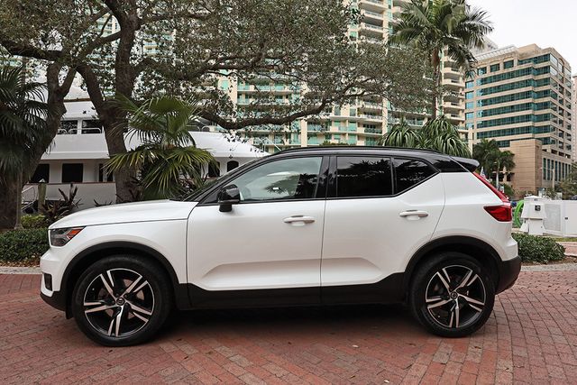 2019 Volvo XC40 T4 FWD R-Design - 22981626 - 13