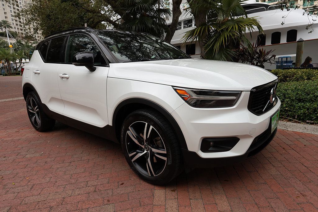 2019 Volvo XC40 T4 FWD R-Design - 22981626 - 16