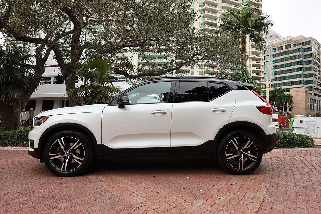 2019 Volvo XC40 T4 FWD R-Design - 22981626 - 21
